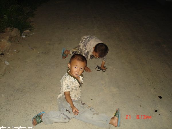 2005129133755448.jpg