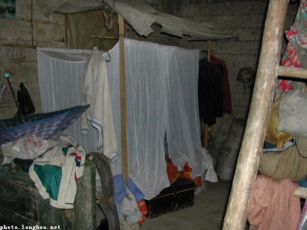 20051291339241.jpg